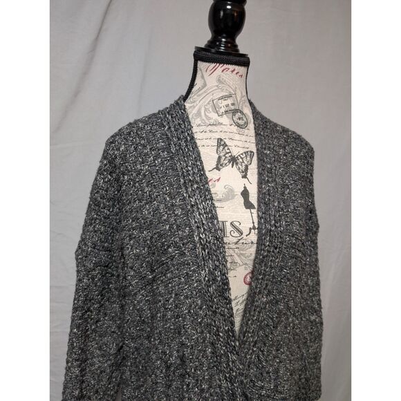 Croft & Barrow Women's Dark Gray Marled Knit Sweater Cardigan Size Medium - Picture 2 of 8
